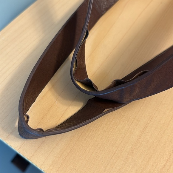 Amale straw beach Tote with Pom poms - Picture 6 of 9